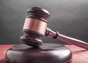 Pulverizará amparos la reforma eléctrica de AMLO: Regulados