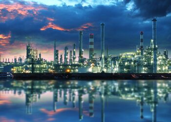 Pierden 111 mil millones de pesos refinerías de Pemex