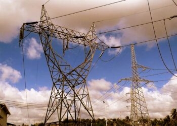 Generadores privados sí pagan tarifas de transmisión: CCE