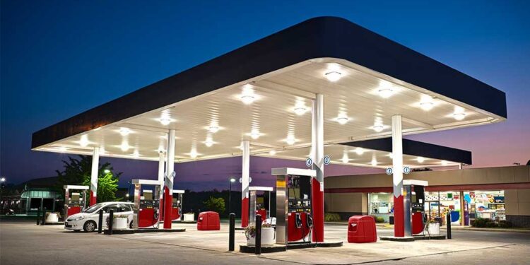 2021, año de menor número de permisos de la CRE a gasolineros