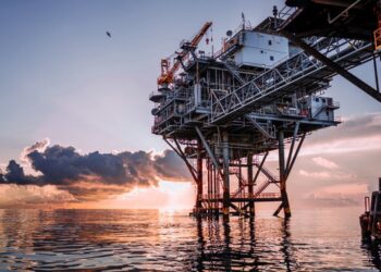 Petróleo mexicano cierra septiembre a la alza