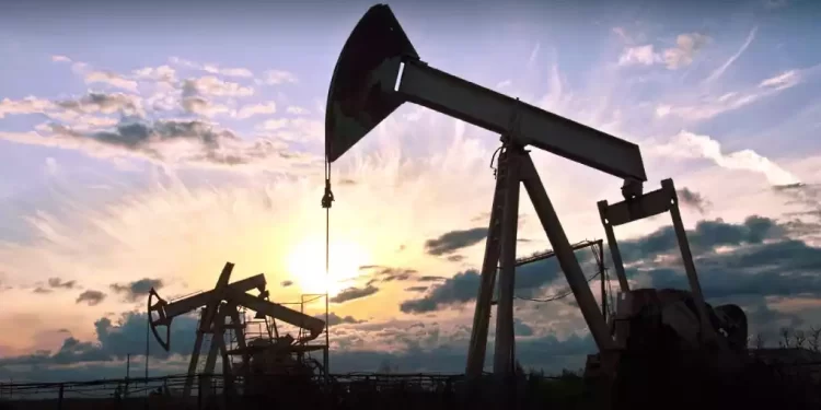 Cae producción de Pemex por debajo de 1.6 millones de barriles