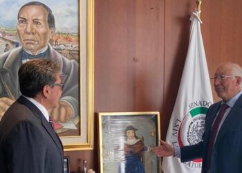 Exigen a Ken Salazar proteger inversiones energéticas de EU