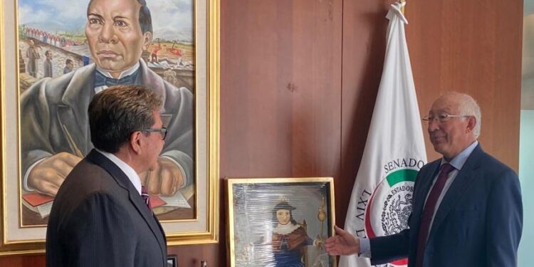 Exigen a Ken Salazar proteger inversiones energéticas de EU