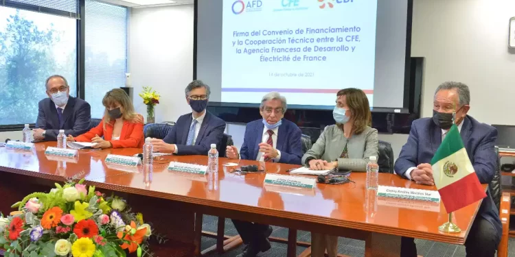 Financiará agencia francesa con 200 millones de euros energía limpia de CFE