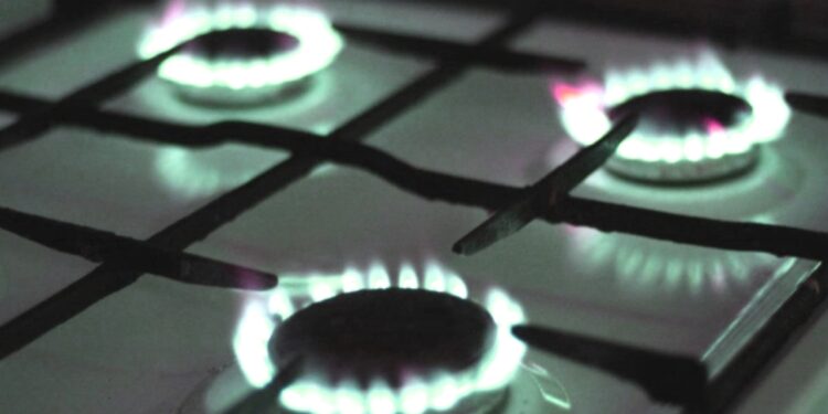 Alerta AMEXGAS alza del gas LP hasta en 6 pesos para invierno