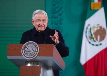 Dos contratos de rondas producen petróleo: AMLO. CNH tiene otros datos