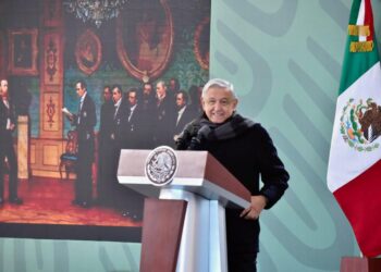 Sin cambio en 2018, Pemex estaría quebrada