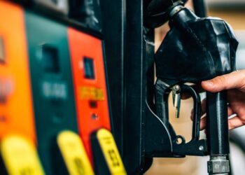Cae número de gasolineras que venden la marca Pemex