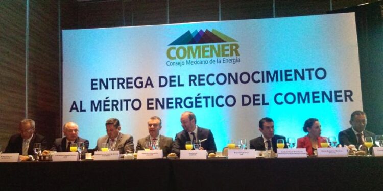 Última llamada, el acuerdo sobre infraestructura energética: Comener