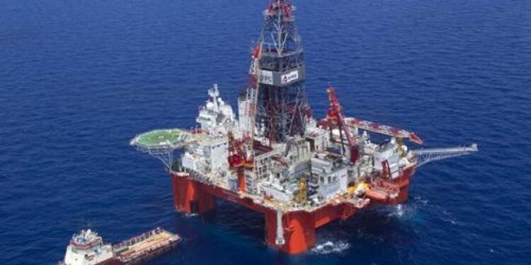 Retiran calificación a filial de Grupo R