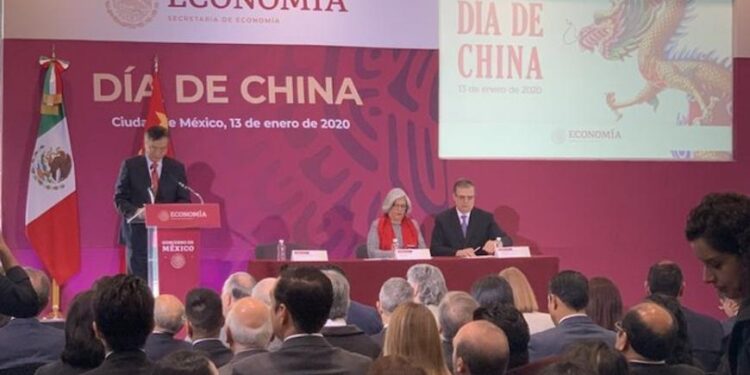 Bancos chinos ofrecen créditos para la refinería de Dos Bocas