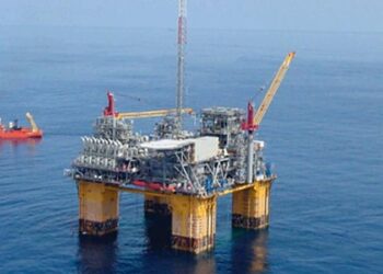 Arrienda Shell plataforma de Grupo R para aguas profundas