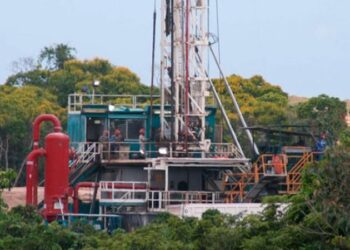 Aprueba CNH ocho planes de exploración a Pemex