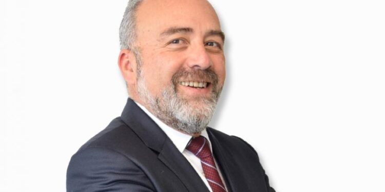 Comparecerán candidatos a la CRE el 19 de febrero