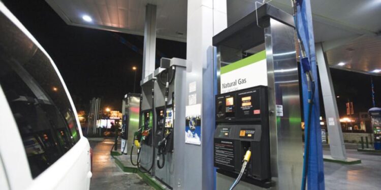 Ventajas de cambiar al gas natural vehicular