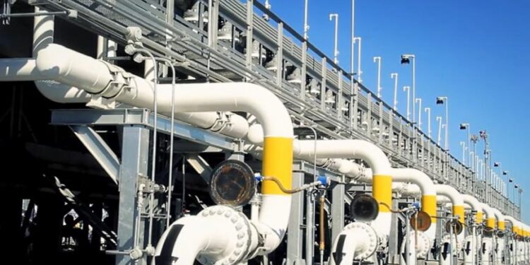 Siguen a la baja precios del gas de Pemex; caen 14%