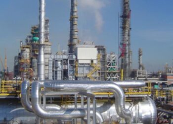 Falta abasto de insumos y energía a la industria química