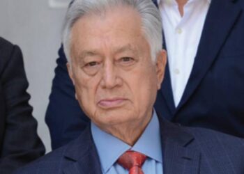 Contrarreforma energética, a mitad de sexenio: Bartlett