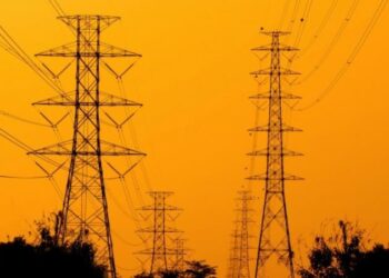 Niegan suspensión contra alzas en tarifas a industriales