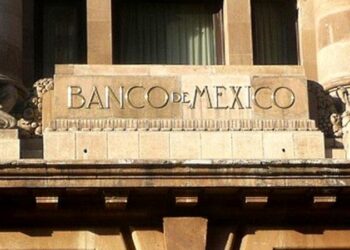 Pemex, un riesgo para las finanzas públicas: Banxico