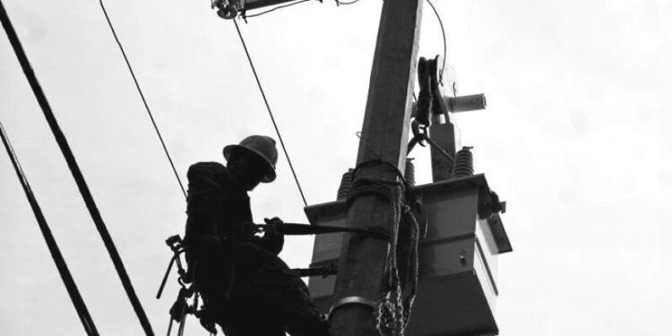 Retoman CFE y Sindicato negociaciones del contrato colectivo