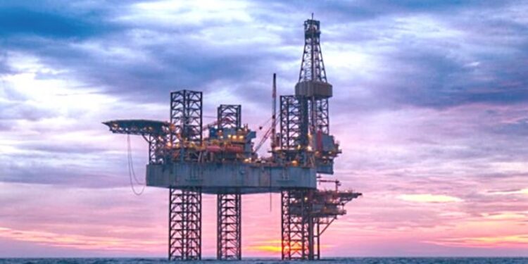 Pemex sí va por explorar en aguas profundas