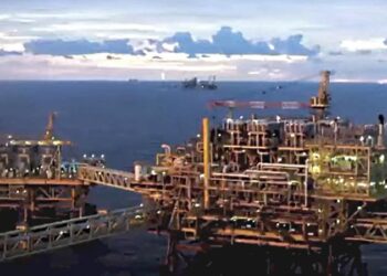 Sube 1.8% producción petrolera a agosto 2020