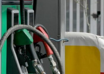 Regresa estímulo fiscal a gasolinas en año electoral