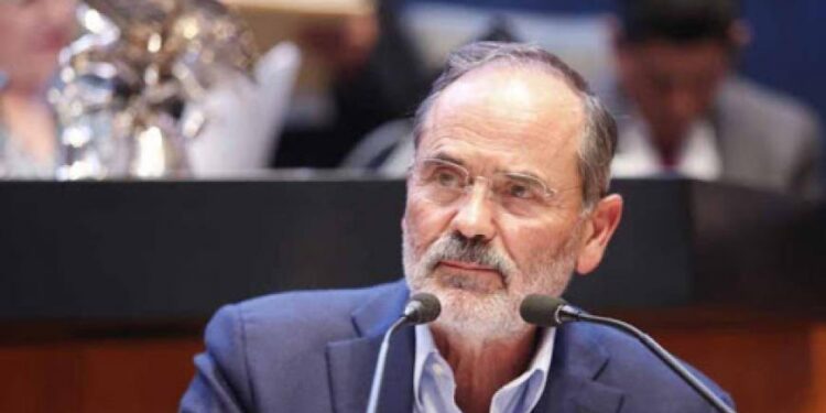 Alistan controversia constitucional contra Ley eléctrica