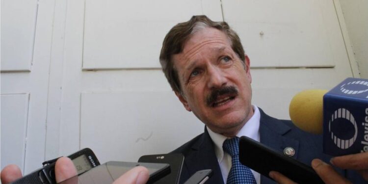 Analizan acción legal por "daño al mercado eléctrico"