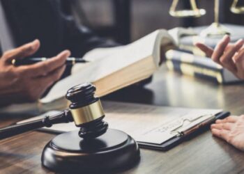 Prevén lluvia de amparos, pese al amago presidencial