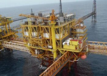 Detiene Pemex declinación; confirma nombramientos