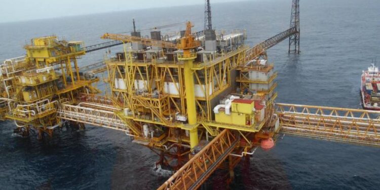 Detiene Pemex declinación; confirma nombramientos