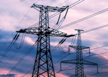 Interponen controversia constitucional contra nueva ley eléctrica