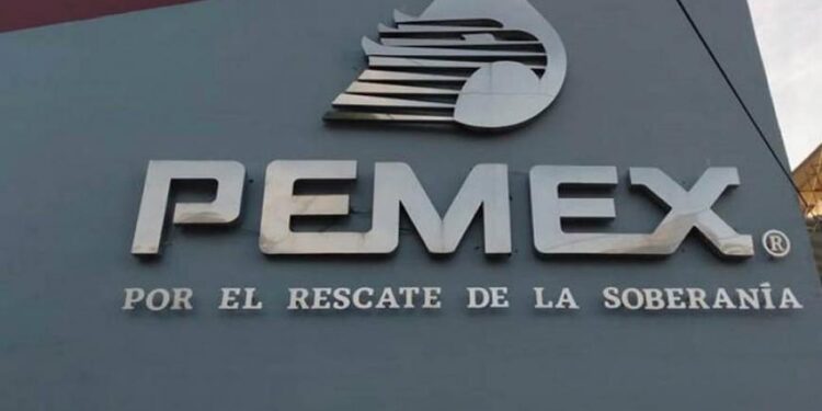 Interponen arbitraje internacional contra Pemex por adeudos