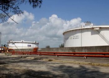 Regresan jueces regulación asimétrica a Pemex