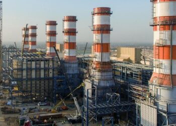 Determinan contenido nacional para nuevas centrales eléctricas