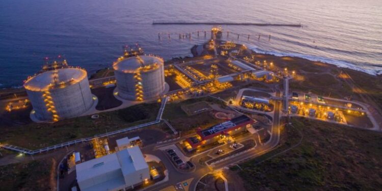 Entregan primer cargamento de gas con compensación de carbono