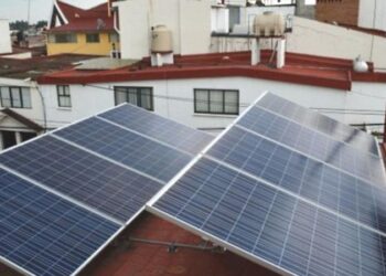 Premia Asolmex trabajos periodísticos sobre techos solares