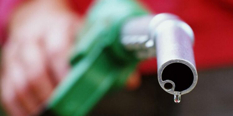 Gasolineros advierten sobre riesgos y arbitrariedad en reformas