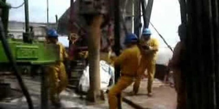 Para cerrar pozos, Pemex debe analizar costos de extracción