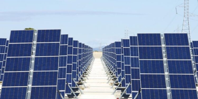 Son más baratas las renovables que la energía fósil: IRENA