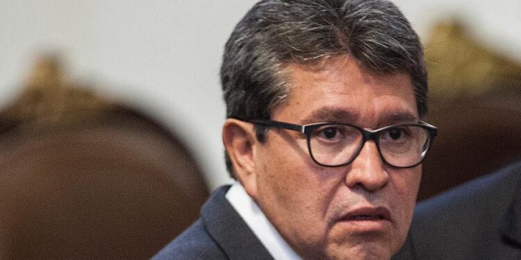 Proponen crear un solo regulador económico