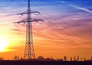 Presenta López Obrador modificaciones a la ley eléctrica