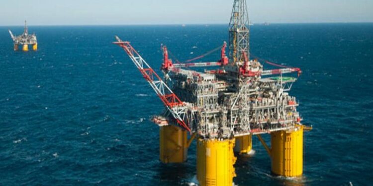 Autorizan a Shell incremento de inversión para aguas profundas