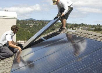 Desconcierto en la industria solar, por el veto de la CRE