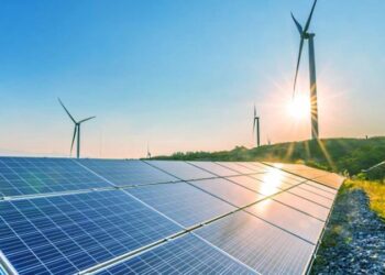 Pide CFE reducir más generación renovable al año