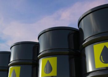 Continúan al alza los precios del petróleo