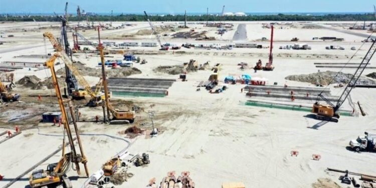 Samsung anuncia pedido por 3 mil 600 millones de dls en Dos Bocas
